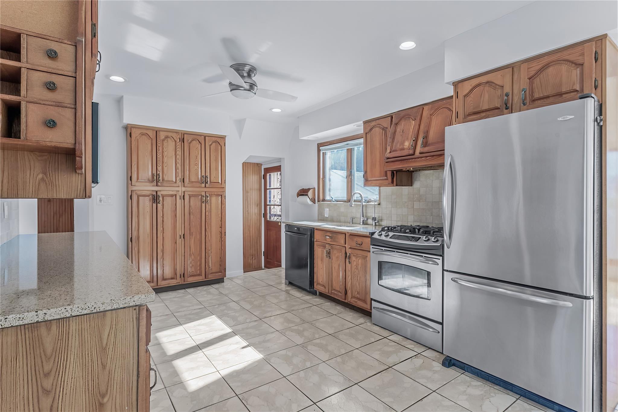 #3 photo, 2013 New Hyde Park Road, New Hyde Park , NY 11040