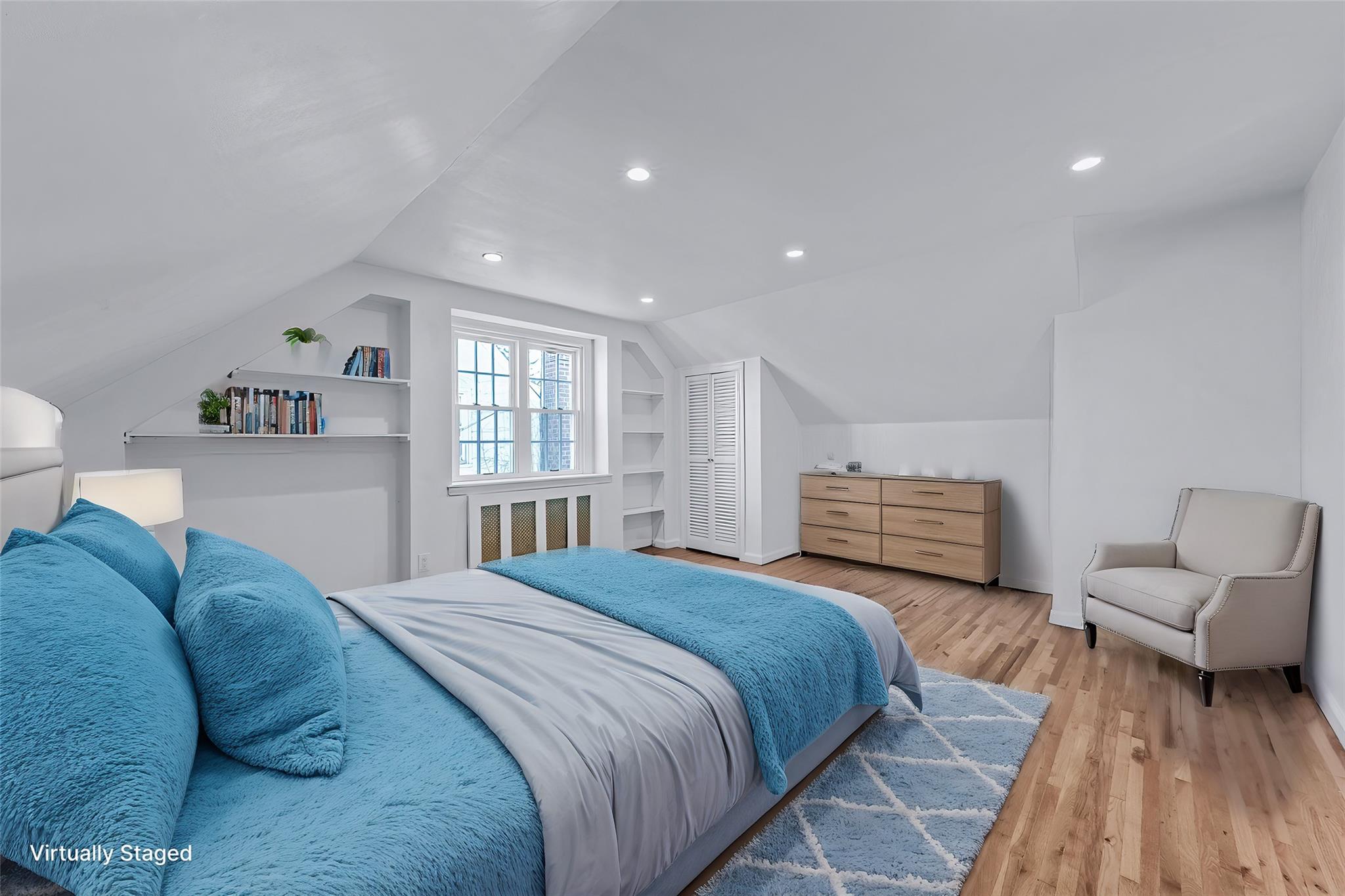 #8 photo, 2013 New Hyde Park Road, New Hyde Park , NY 11040