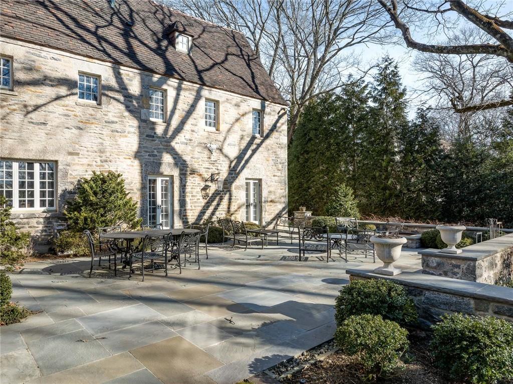 #14 photo, 15 Archer Road, Harrison , NY 10528