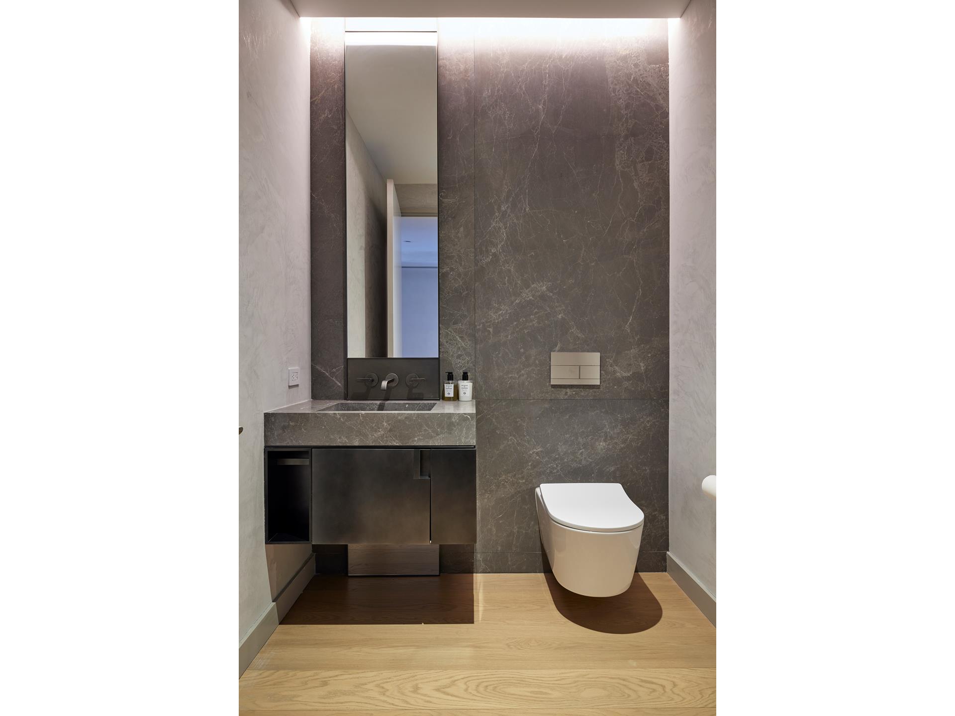 #9 photo, 555 W 22ND Street, マンハッタン Chelsea , NY 10011