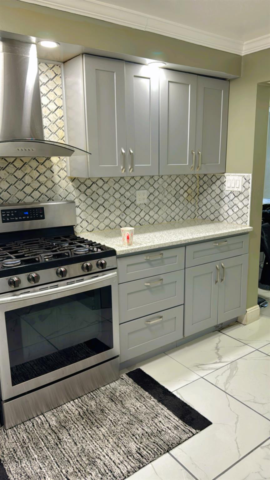 #11 photo, 73 Hamilton Avenue, Valley Stream , NY 11580