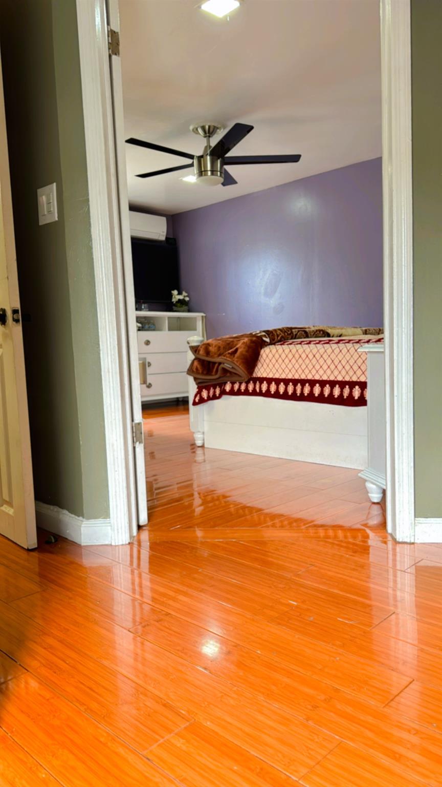 #13 photo, 73 Hamilton Avenue, Valley Stream , NY 11580