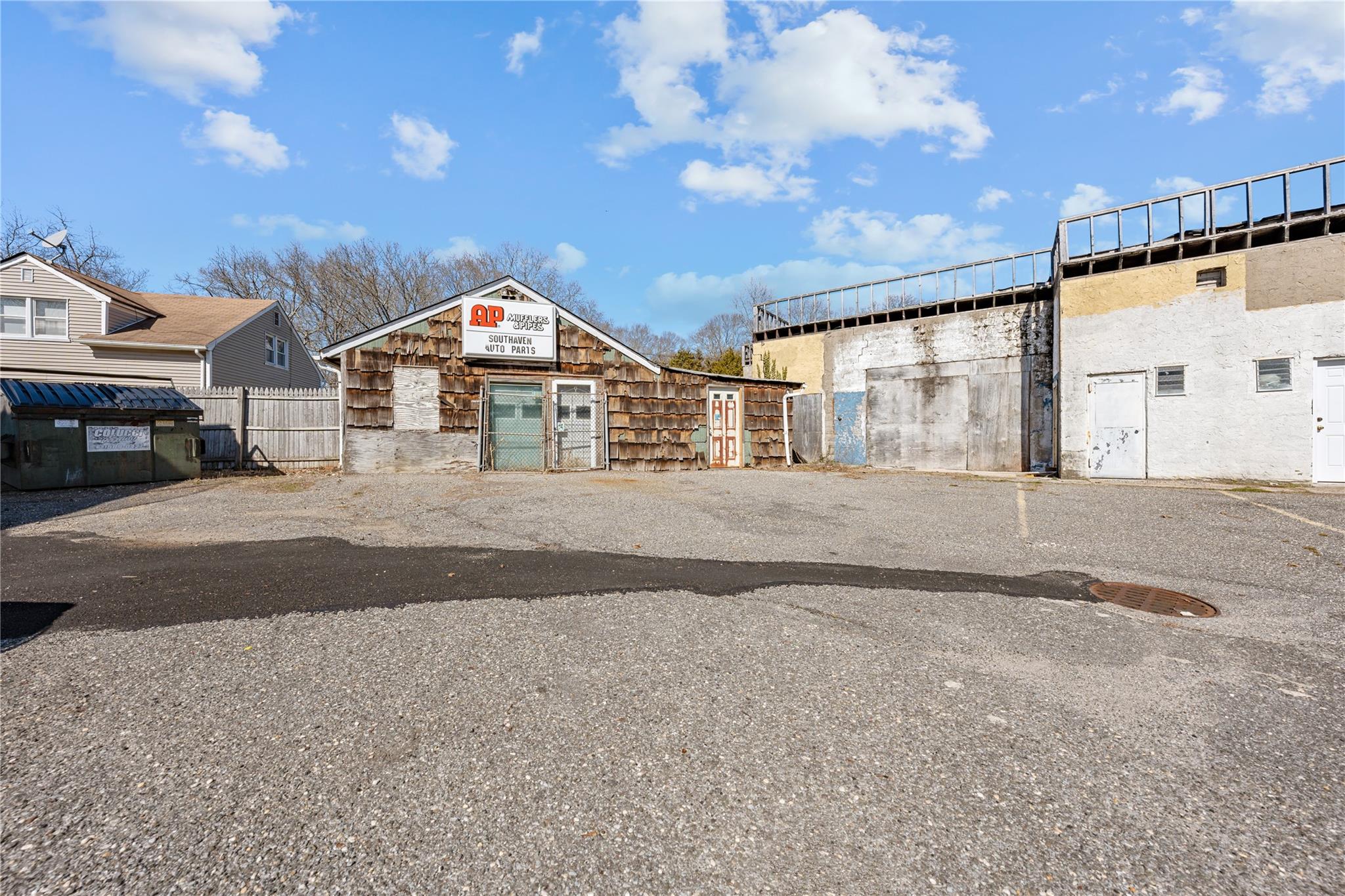 #8 photo, 1200 + 2800 Montauk Highway, サフォーク郡 Brookhaven , NY 11719