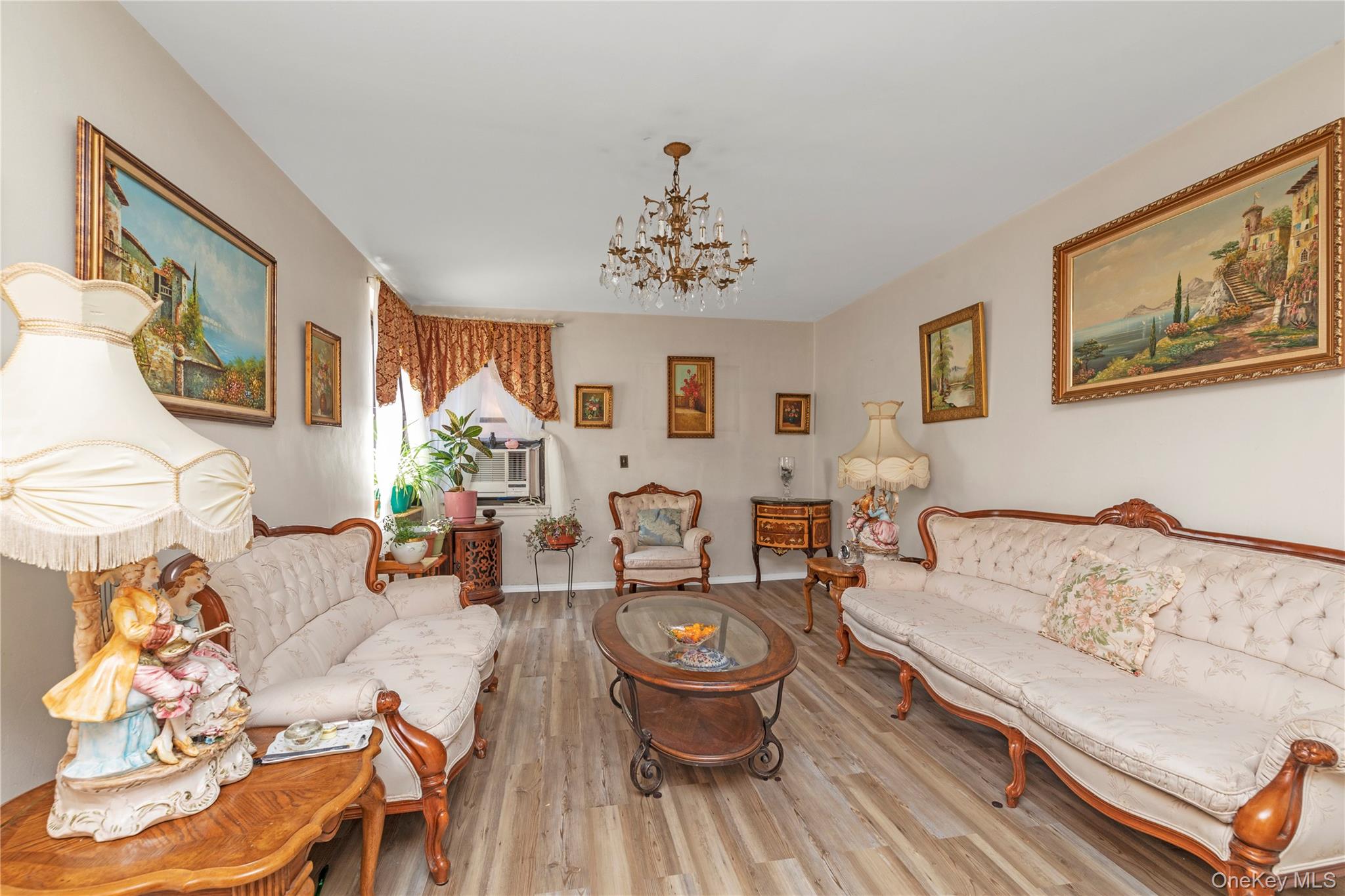 #3 photo, 32-40 89 Street, クイーンズ区 East Elmhurst , NY 11369