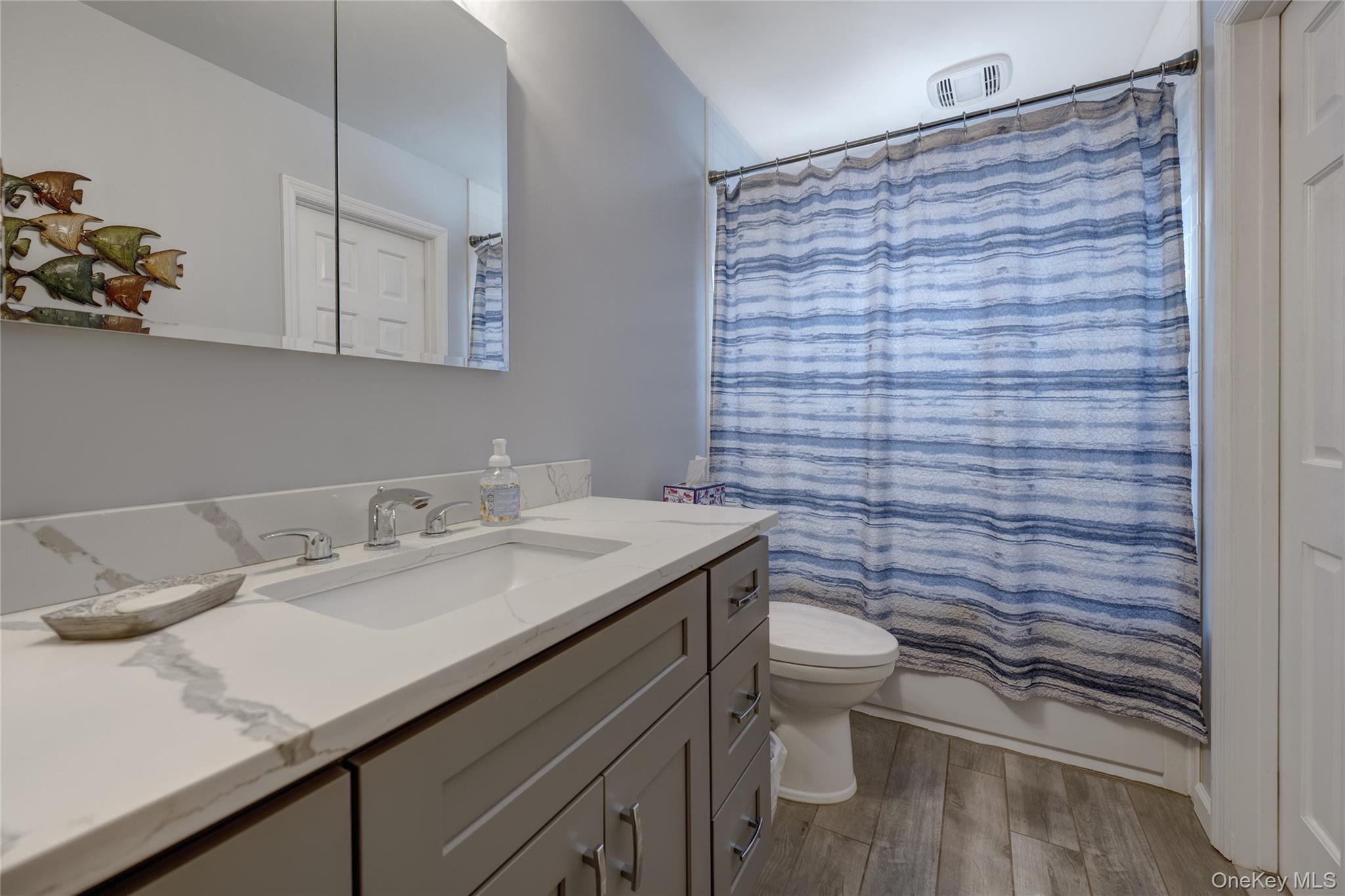 #13 photo, 21 Godfrey Avenue, ナッソー郡 Bayville , NY 11709