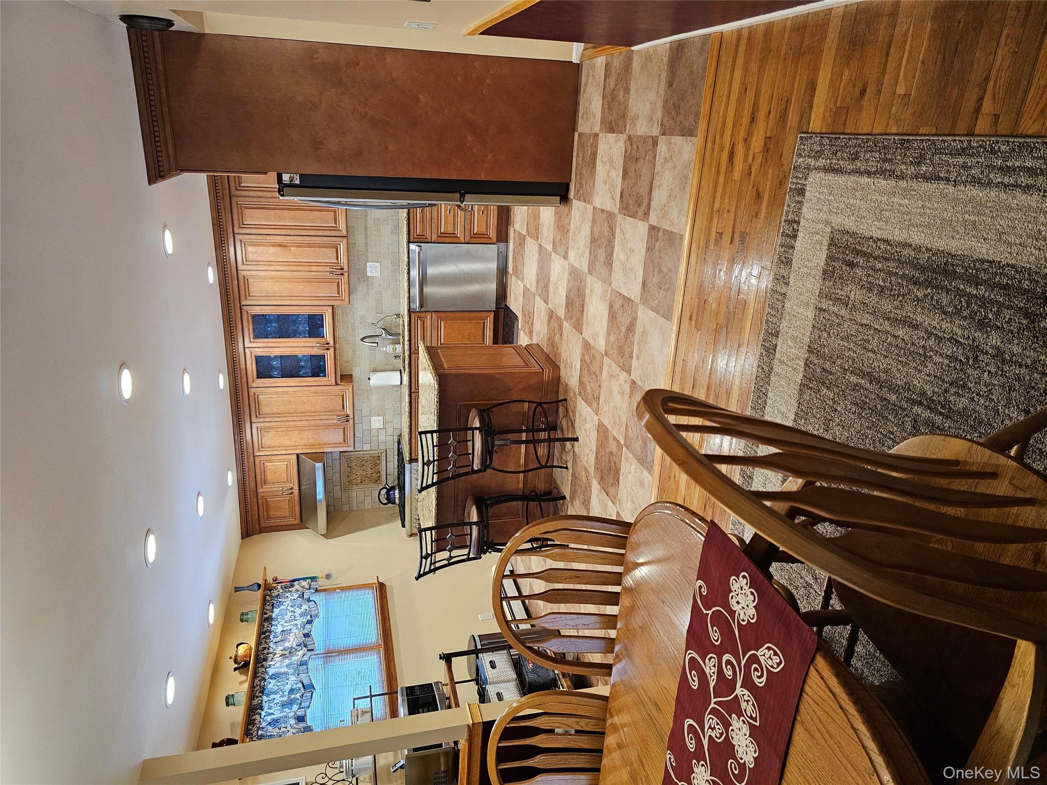 #4 photo, 21 Godfrey Avenue, ナッソー郡 Bayville , NY 11709