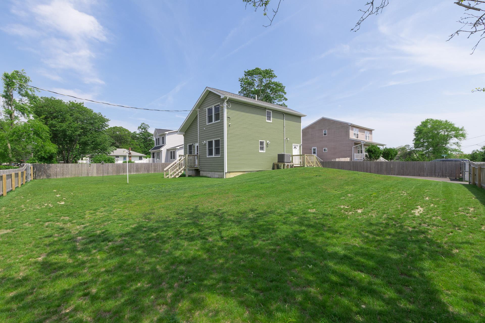 #17 photo, 2 Lafayette Drive, サフォーク郡 Shirley , NY 11967