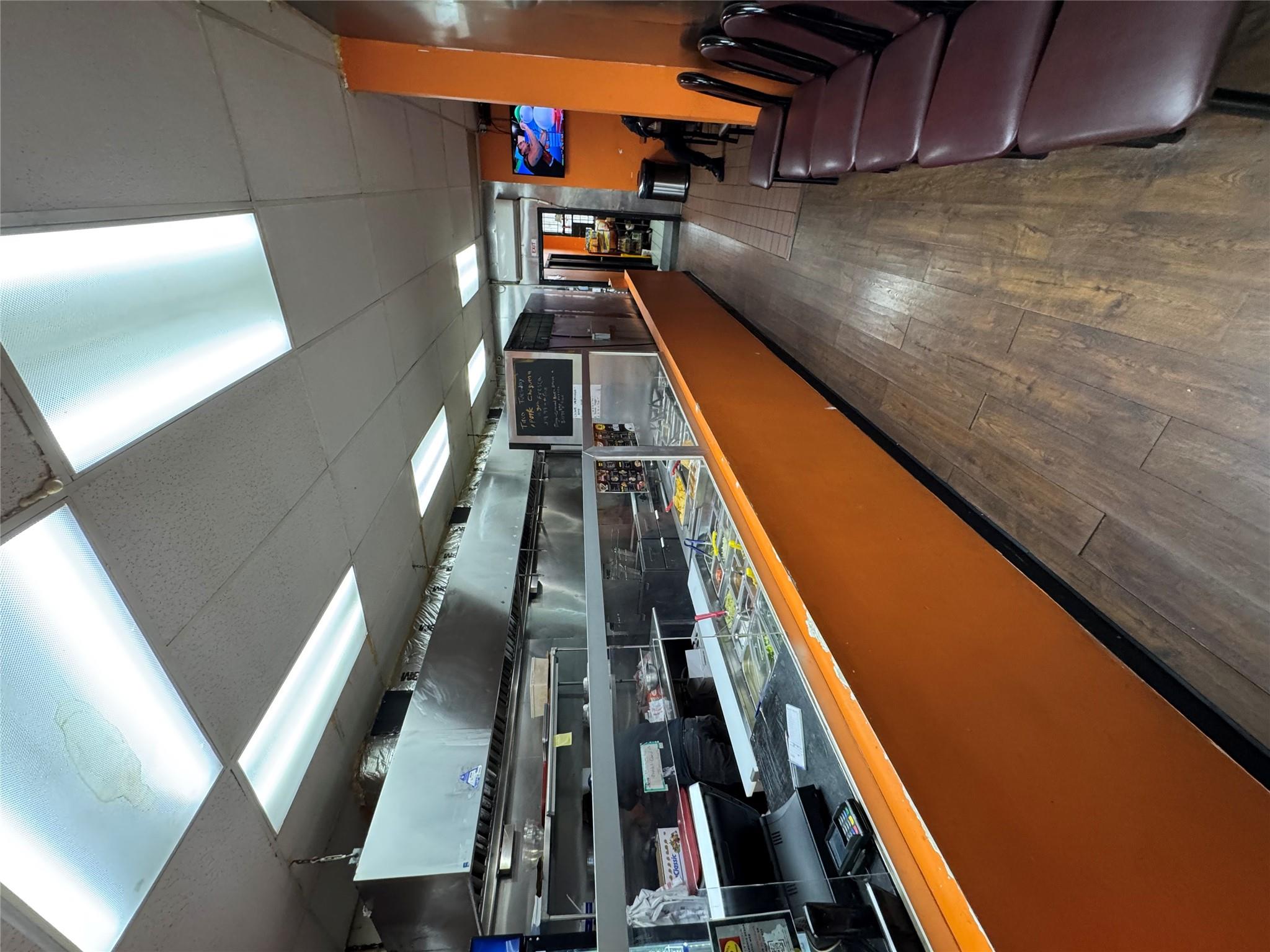 #9 photo, 256 Marcus Garvey Boulevard, ブルックリン区 Brooklyn , NY 11221