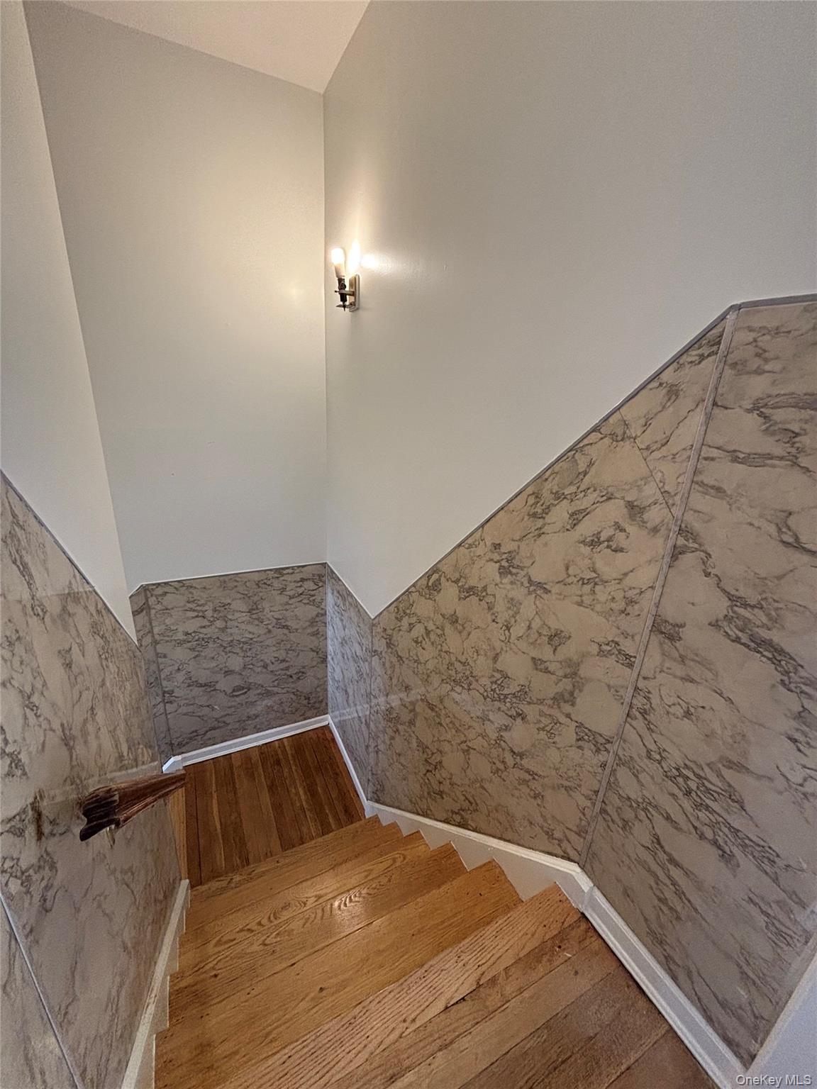 #3 photo, 32 Duryea Avenue, 纽约州 Mount Vernon , NY 10550