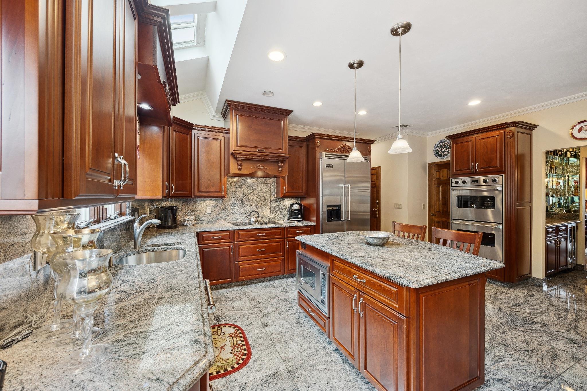 #12 photo, 6 Heather Court, サフォーク郡 Dix Hills , NY 11746