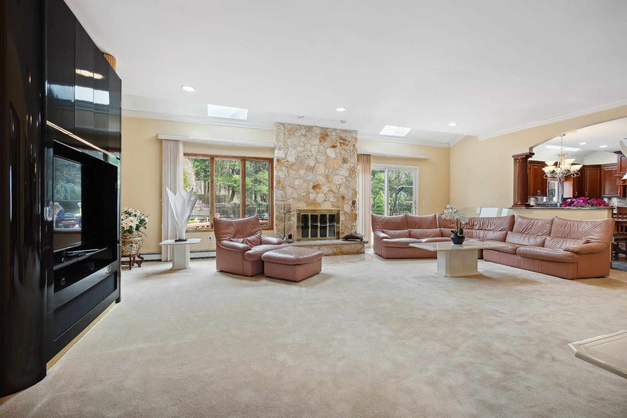 #15 photo, 6 Heather Court, サフォーク郡 Dix Hills , NY 11746