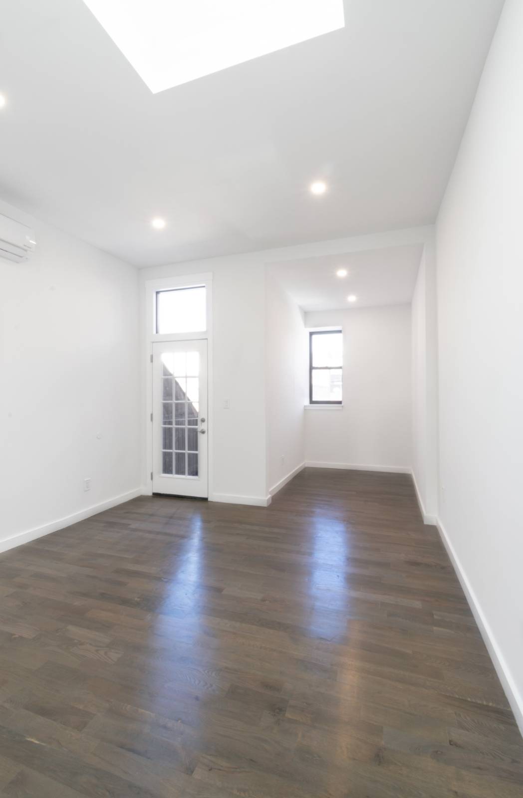 #12 photo, 2573 Atlantic Ave, Cypress Hills , NY 11207