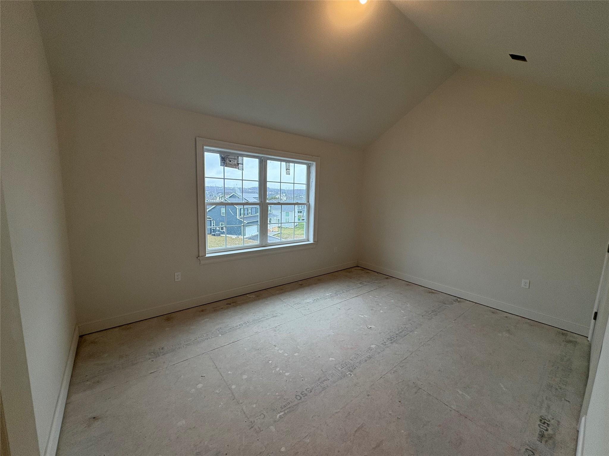 #12 photo, 15 Dartmouth Drive, 紐約州 Poughkeepsie , NY 12603