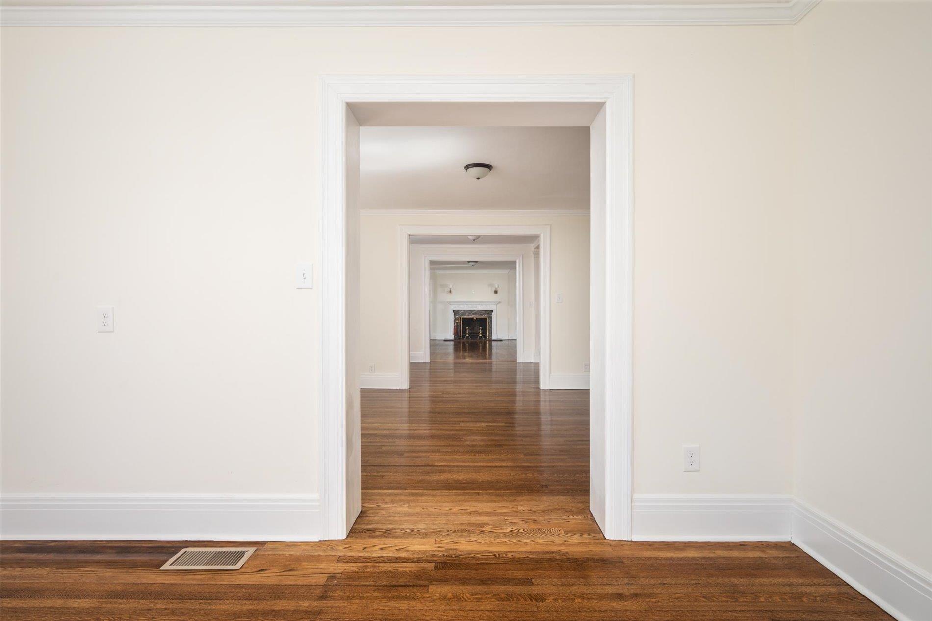 #13 photo, 67 3rd Street, Garden City , NY 11530