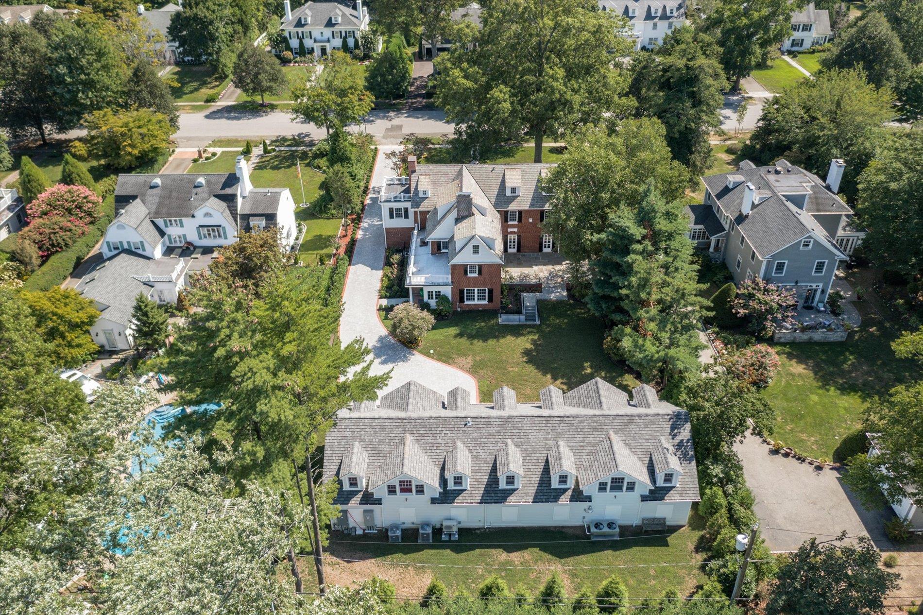 #3 photo, 67 3rd Street, Garden City , NY 11530