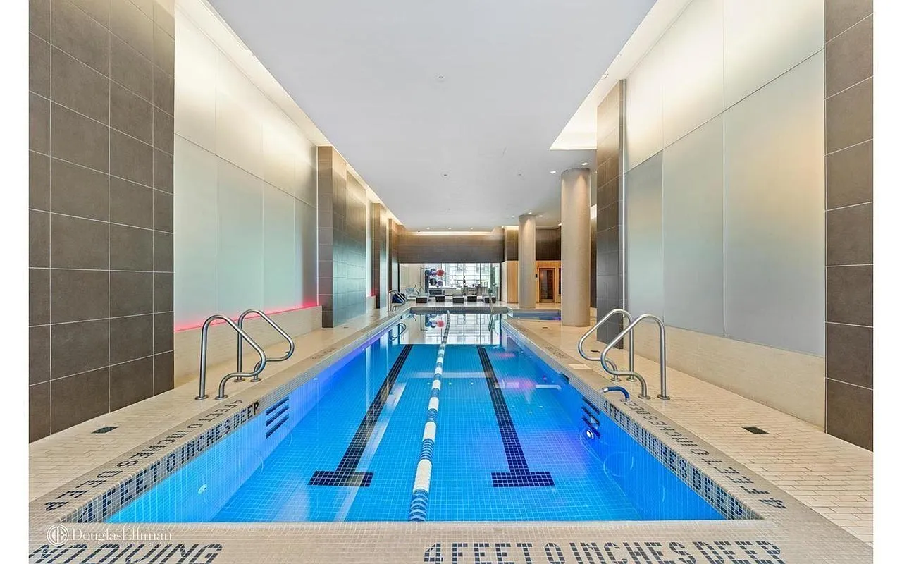 #13 photo, 325 5TH Avenue, マンハッタン Midtown , NY 10016