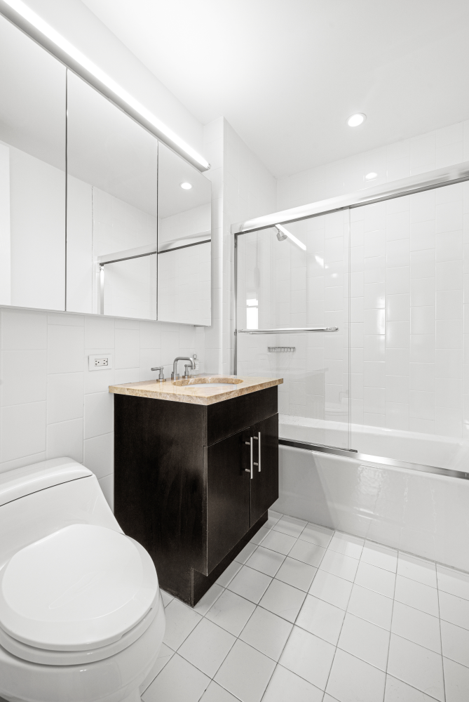 #8 photo, 325 5TH Avenue, マンハッタン Midtown , NY 10016