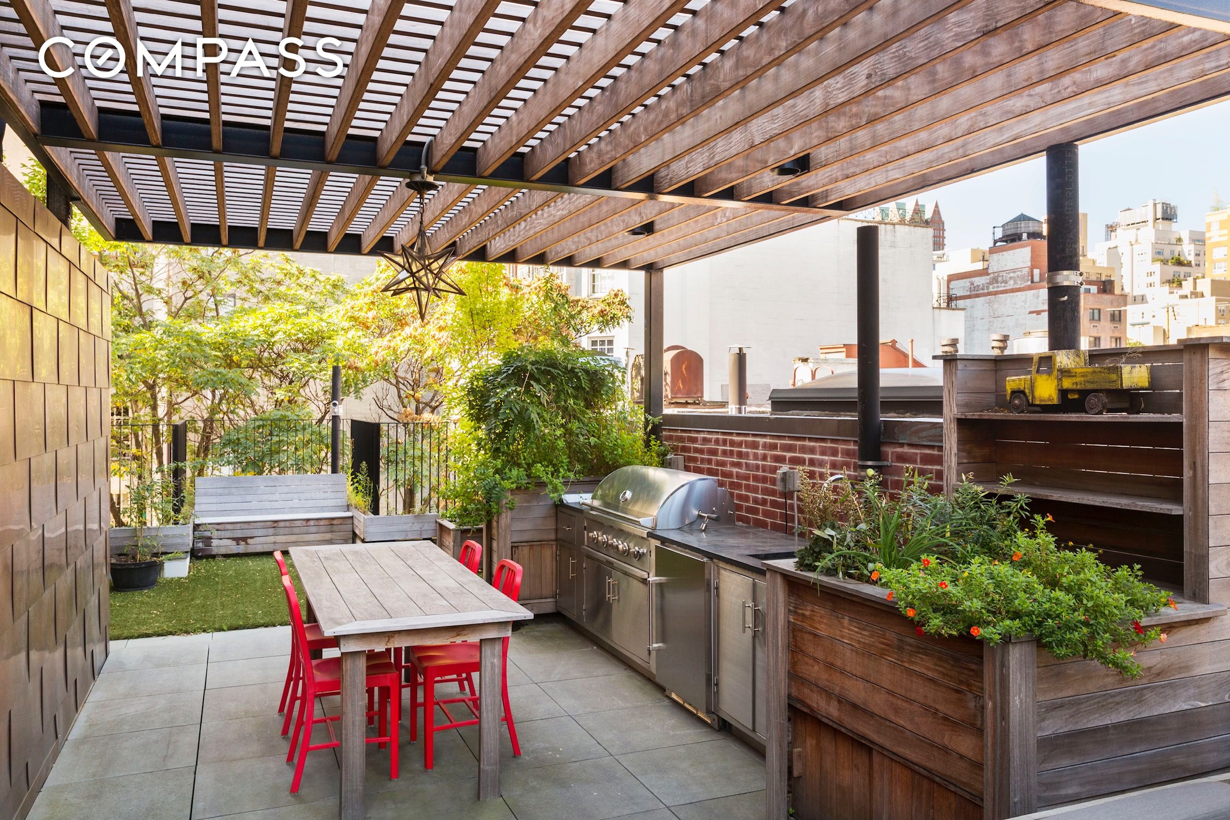 #13 photo, 304 E 82nd Street, マンハッタン Upper East Side , NY 10028