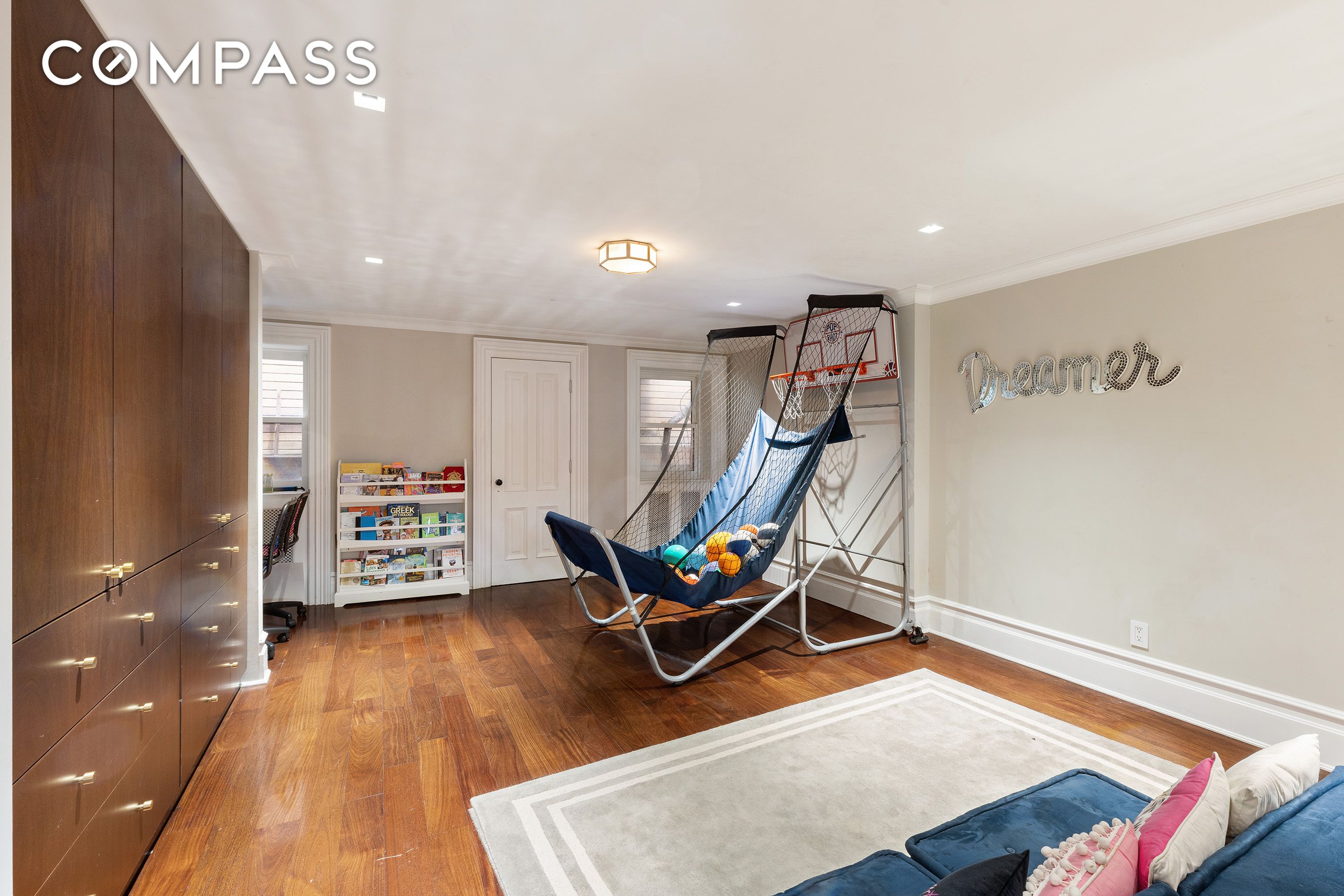 #21 photo, 304 E 82nd Street, マンハッタン Upper East Side , NY 10028