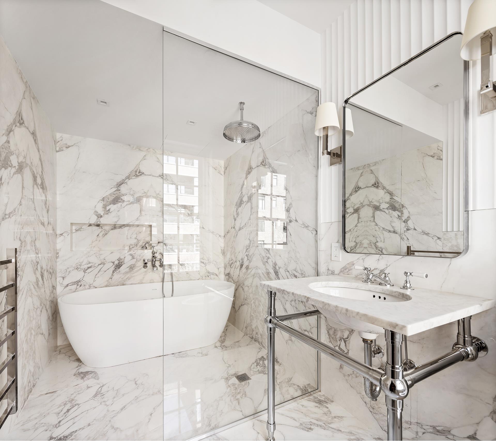 #13 photo, 127 W 11TH Street, Greenwich Village , NY 10011