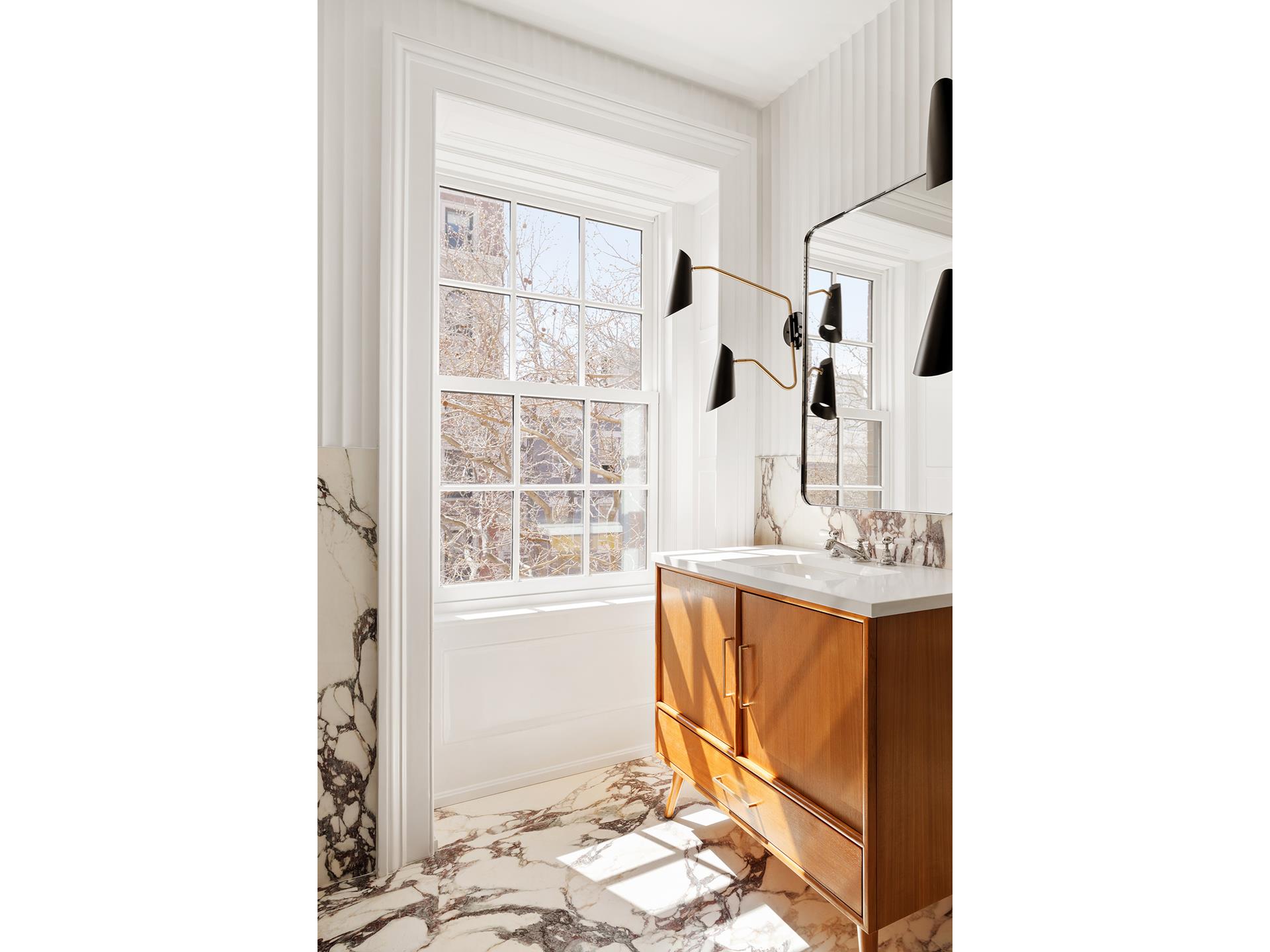 #15 photo, 127 W 11TH Street, Greenwich Village , NY 10011