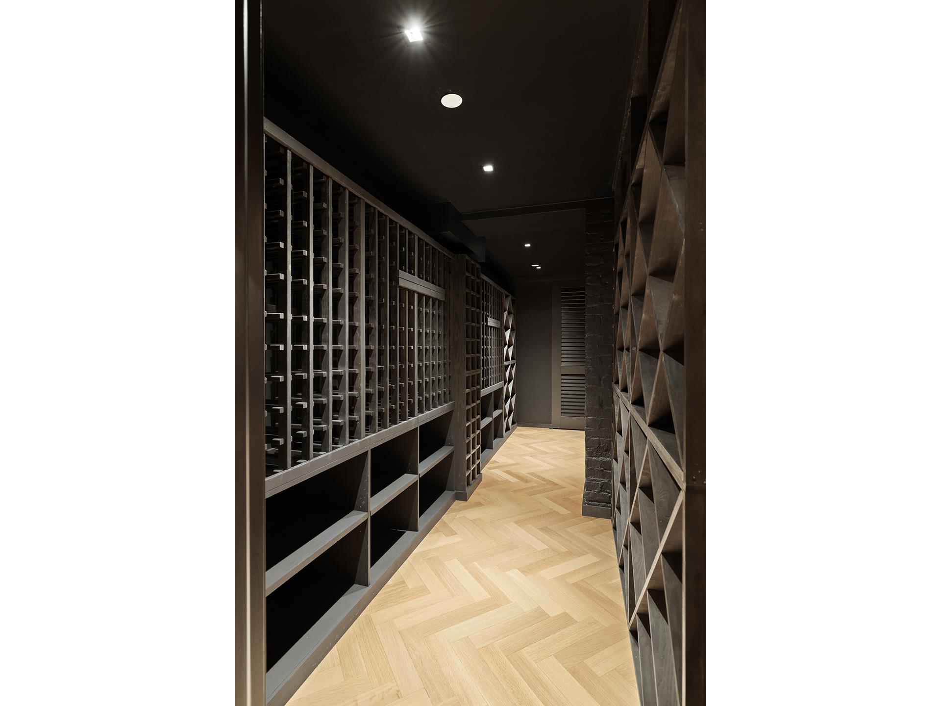 #18 photo, 127 W 11TH Street, Greenwich Village , NY 10011