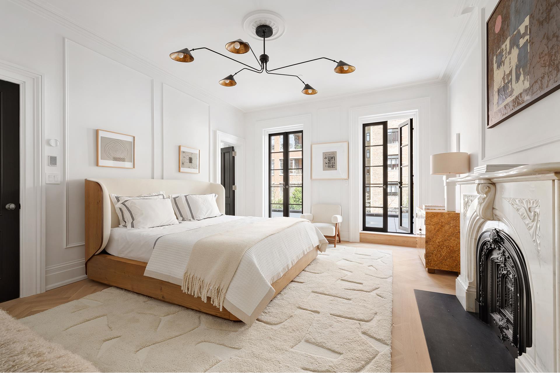 #9 photo, 127 W 11TH Street, Greenwich Village , NY 10011