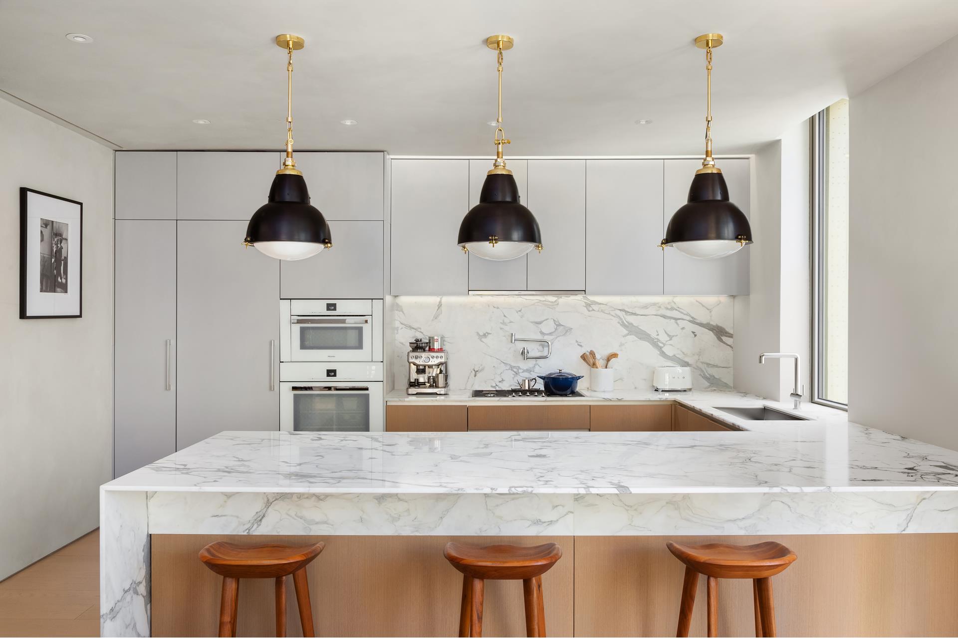 #5 photo, 80 E 10TH Street, マンハッタン East Village , NY 10003