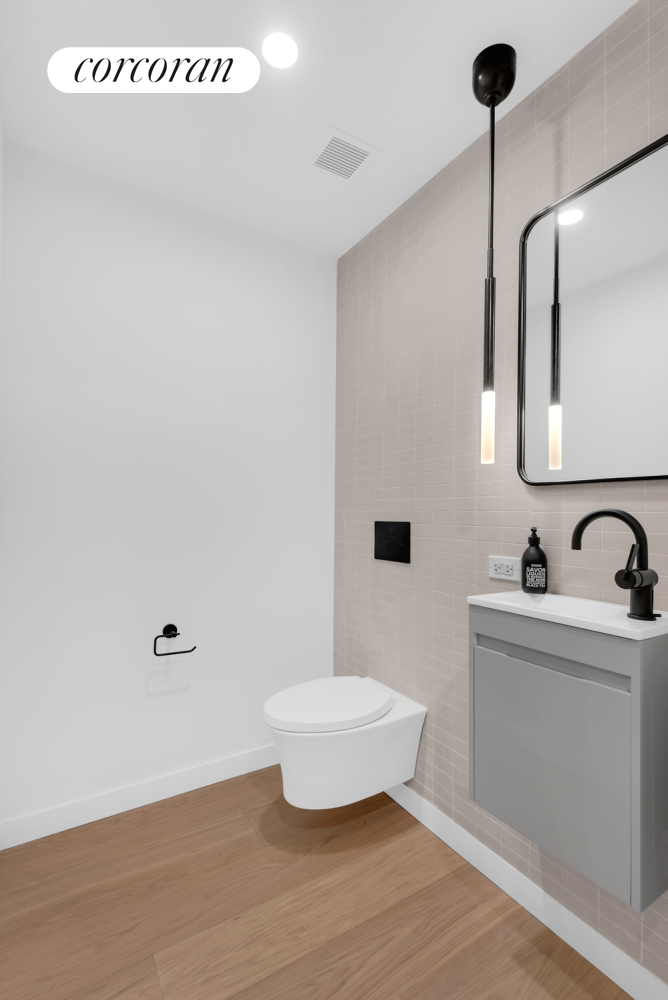 #16 photo, 28 HUNTINGTON Street, ブルックリン区 Red Hook , NY 11231