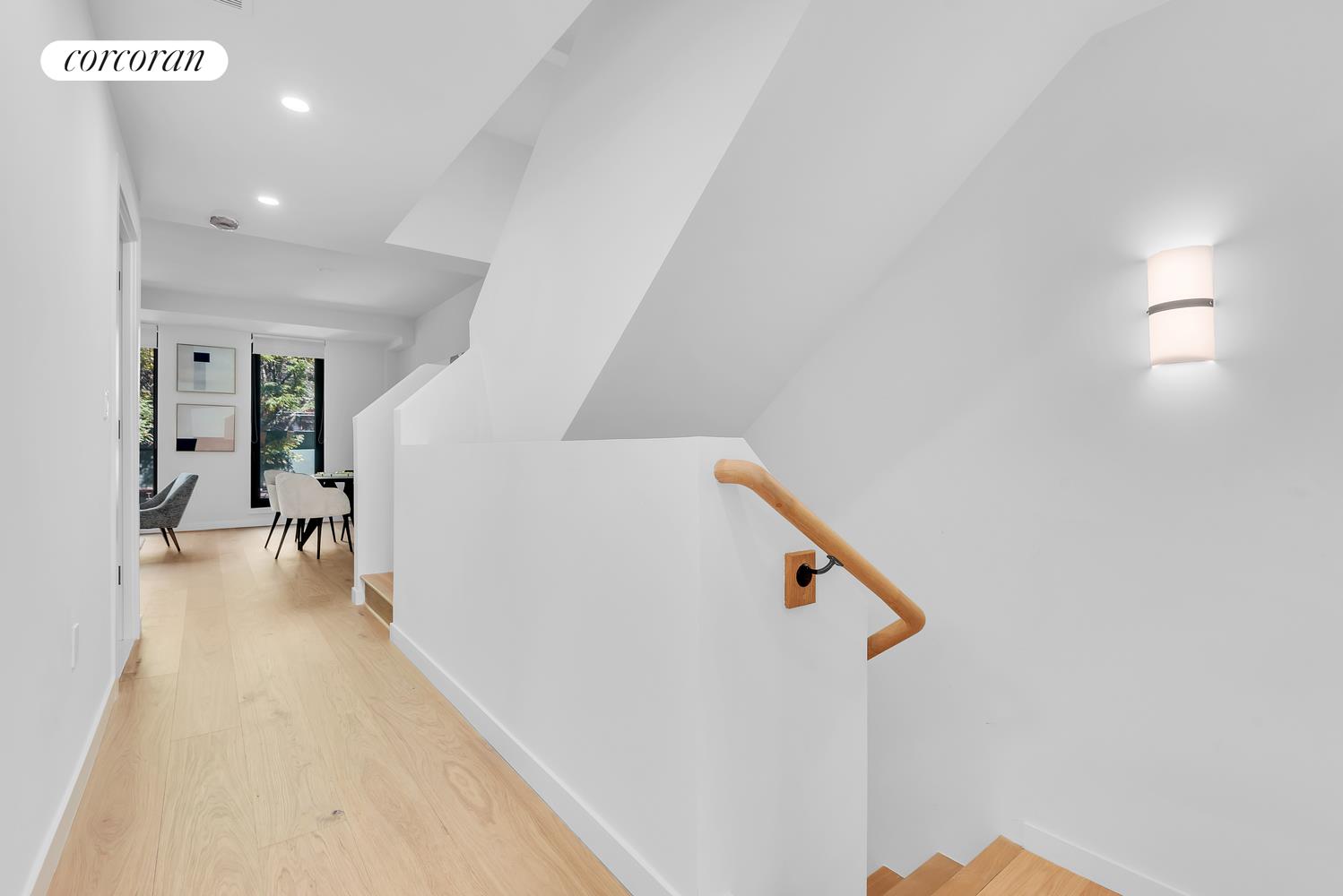 #9 photo, 28 HUNTINGTON Street, ブルックリン区 Red Hook , NY 11231