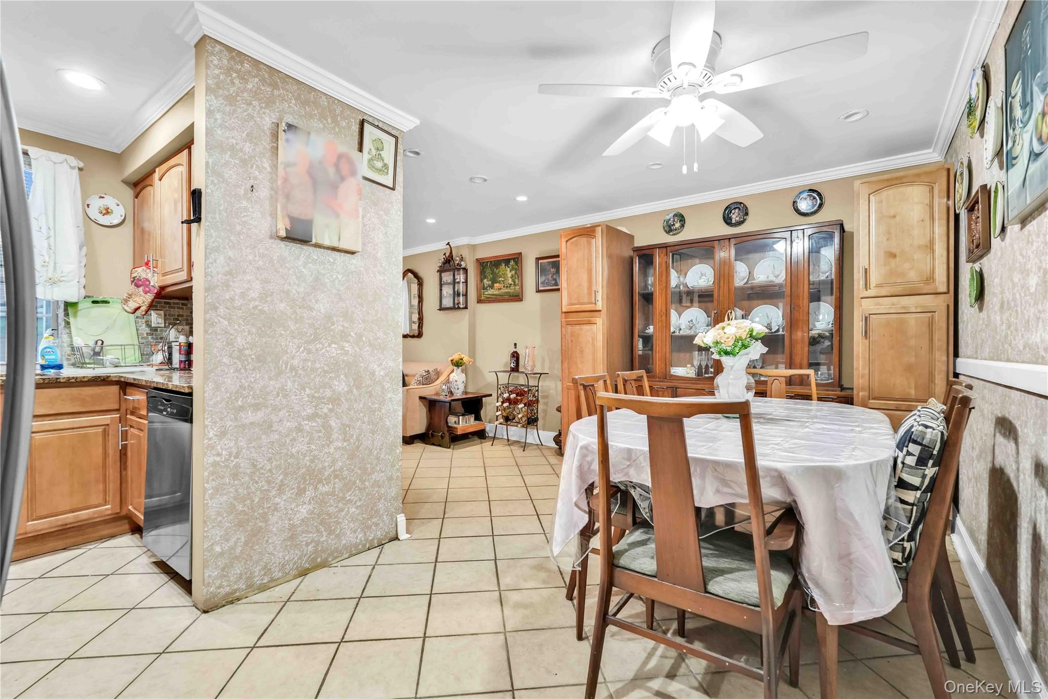 #9 photo, 1623 George Street, クイーンズ区 Ridgewood , NY 11385