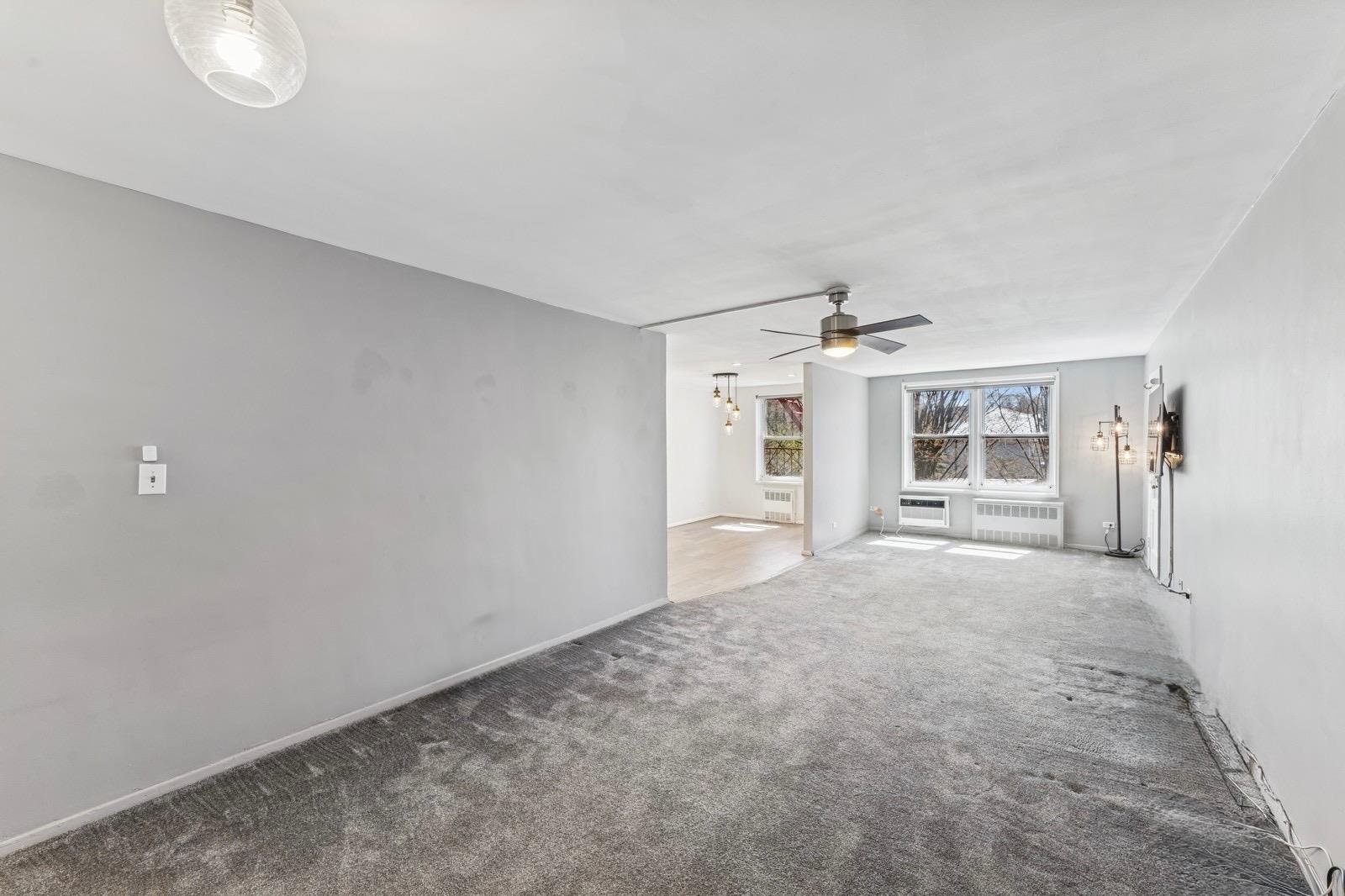 #11 photo, 241-20 Northern Boulevard, クイーンズ区 Little Neck , NY 11362