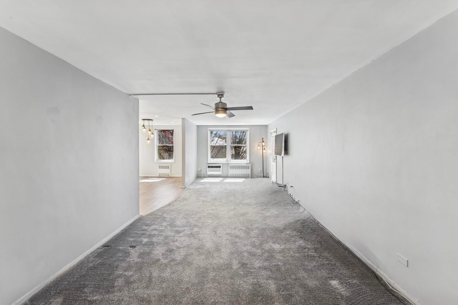 #12 photo, 241-20 Northern Boulevard, クイーンズ区 Little Neck , NY 11362