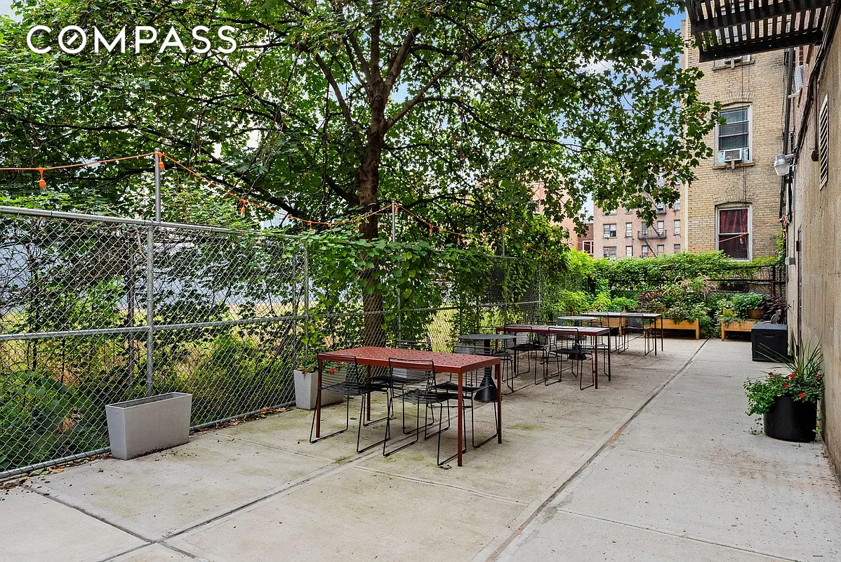 #12 photo, 675 Academy Street, マンハッタン Inwood , NY 10034