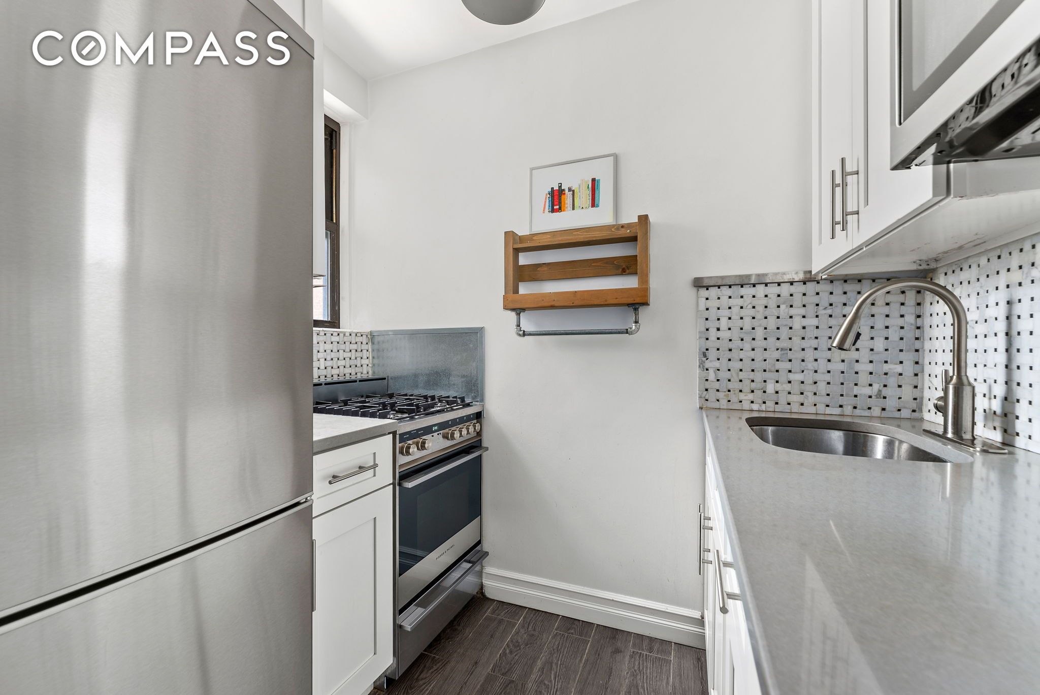 #7 photo, 675 Academy Street, マンハッタン Inwood , NY 10034