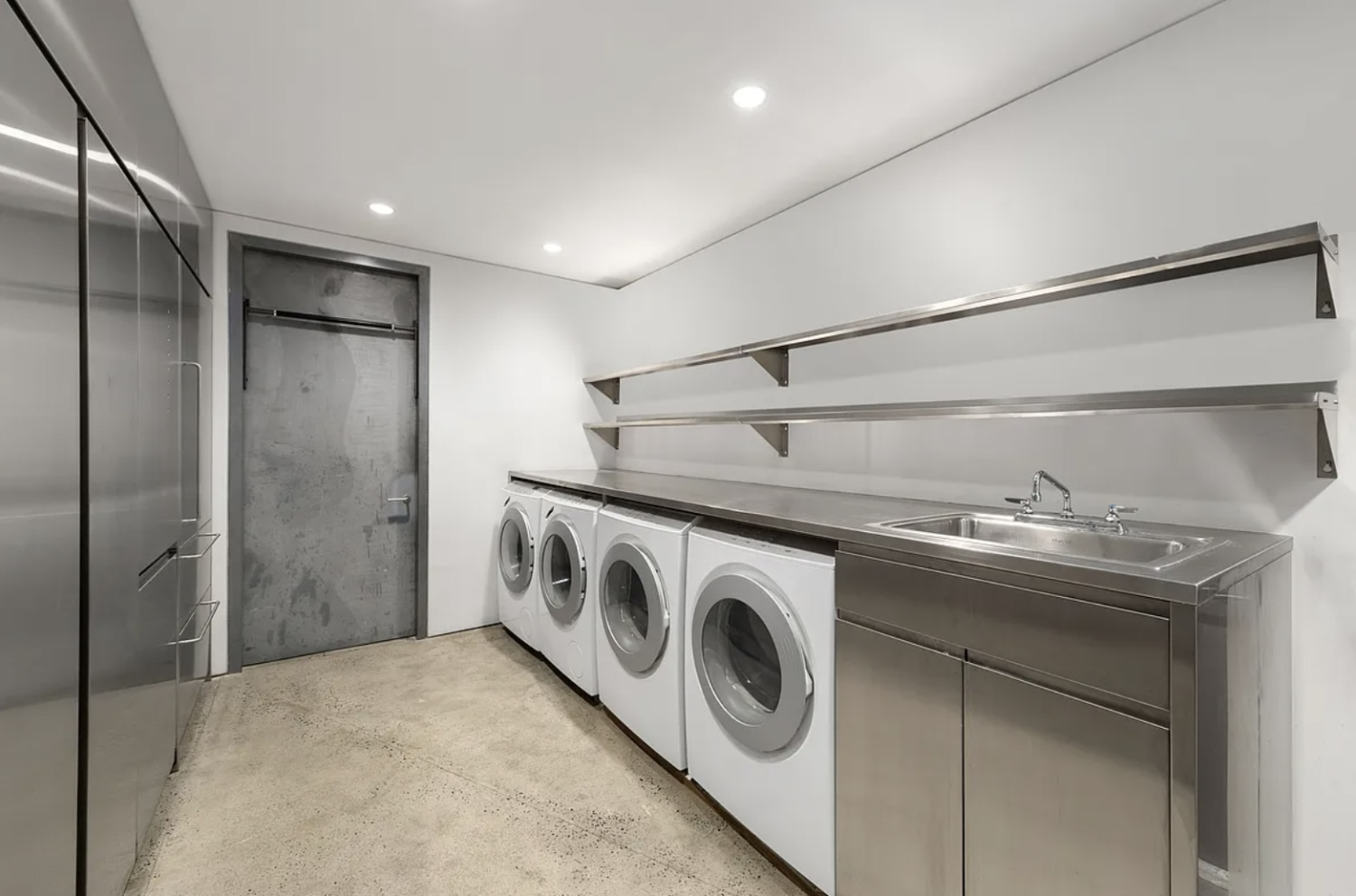 #17 photo, 205 W 19TH Street, マンハッタン Chelsea , NY 10011