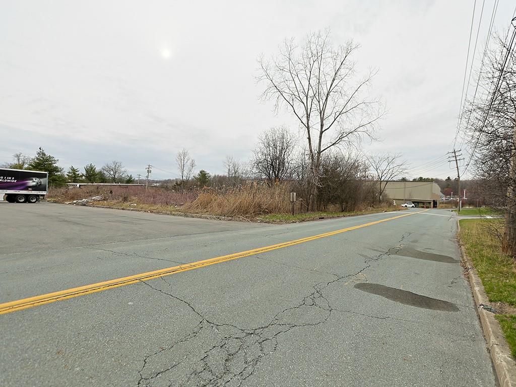 #6 photo, Wes Warren Drive, Middletown , NY 10941