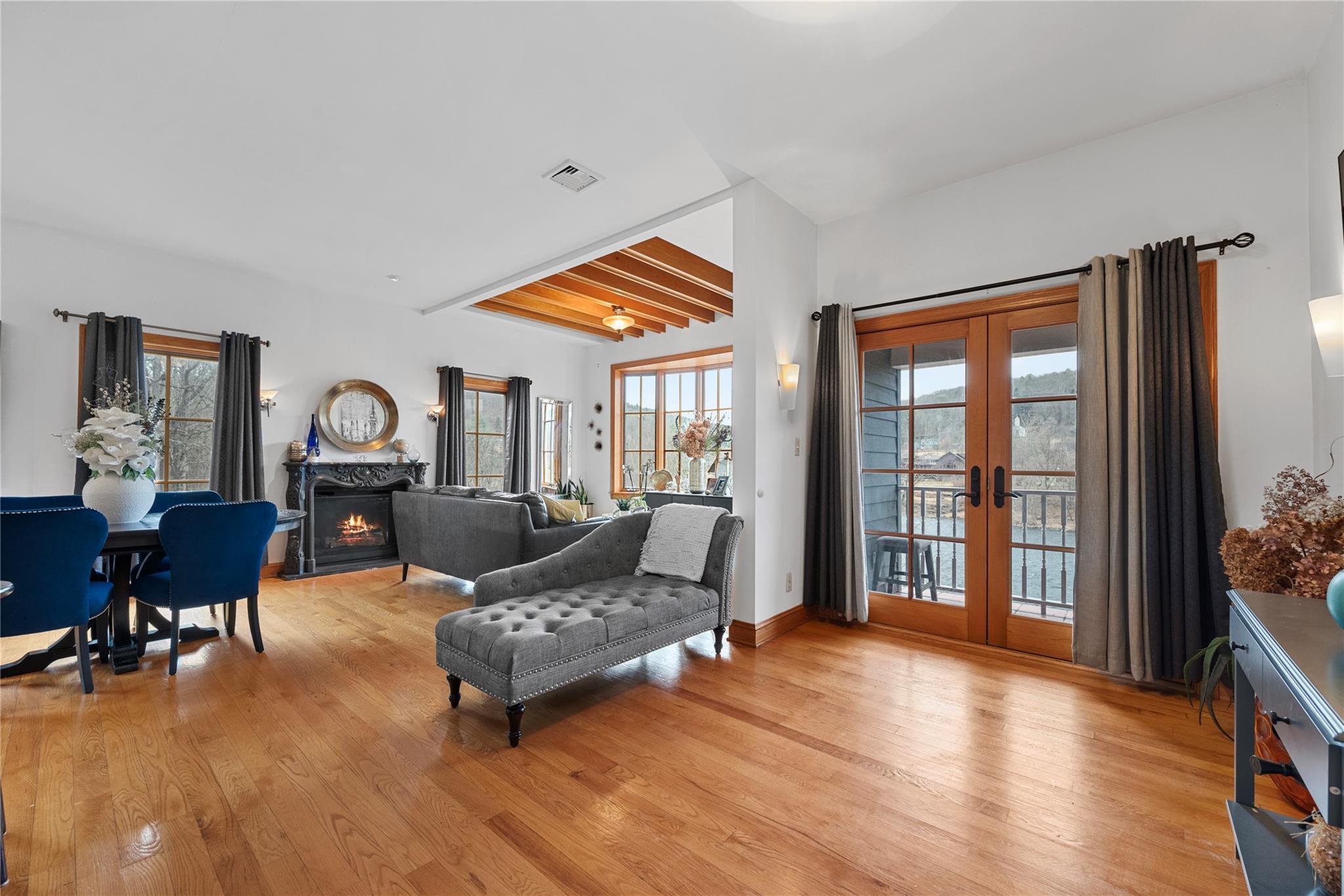 #20 photo, 4223 NY State Route 97, Barryville , NY 12719