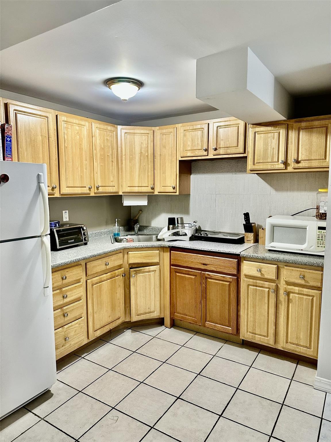 #10 photo, 338 Balcom Avenue, ブロンクス区 Bronx , NY 10465