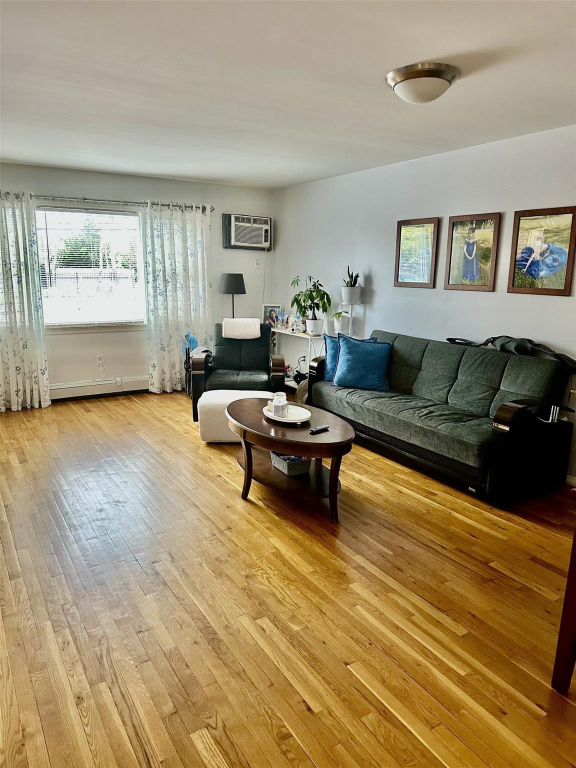 #11 photo, 338 Balcom Avenue, ブロンクス区 Bronx , NY 10465