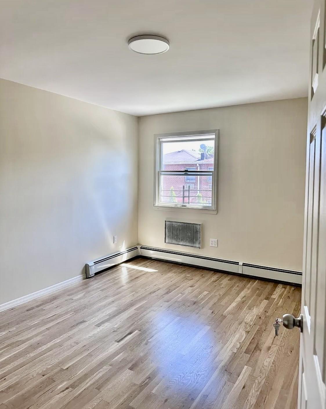 #5 photo, 338 Balcom Avenue, ブロンクス区 Bronx , NY 10465