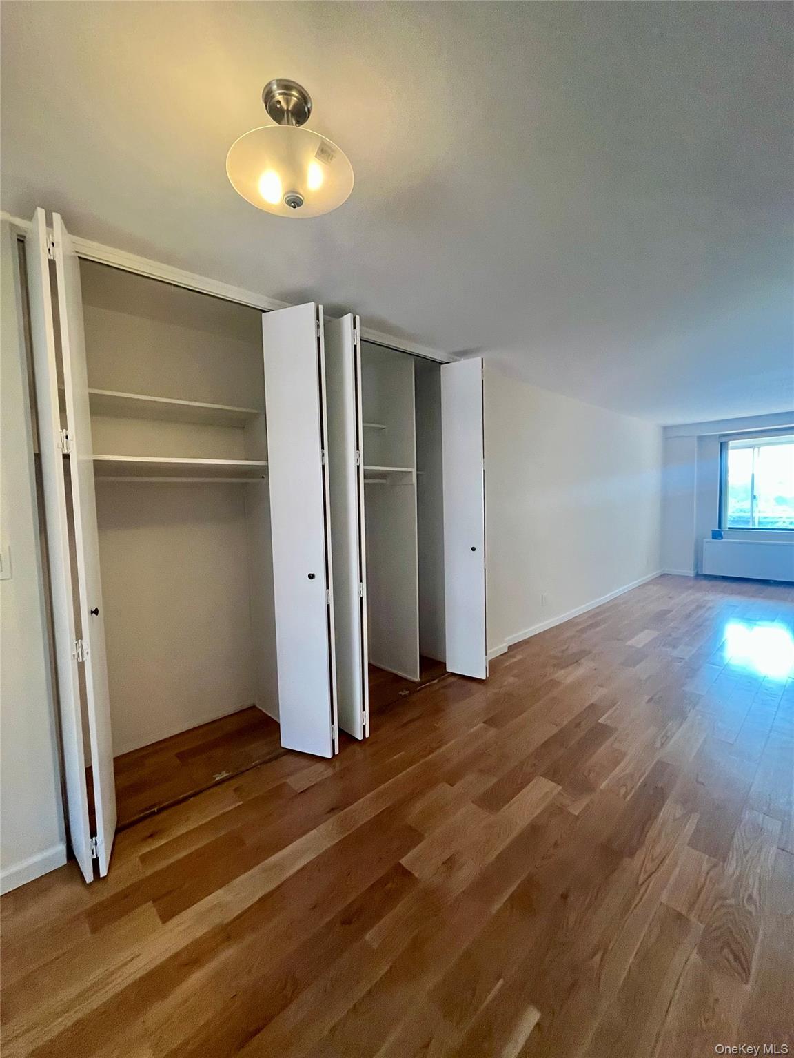 #3 photo, 4901 Henry Hudson Parkway, ブロンクス区 Bronx , NY 10471