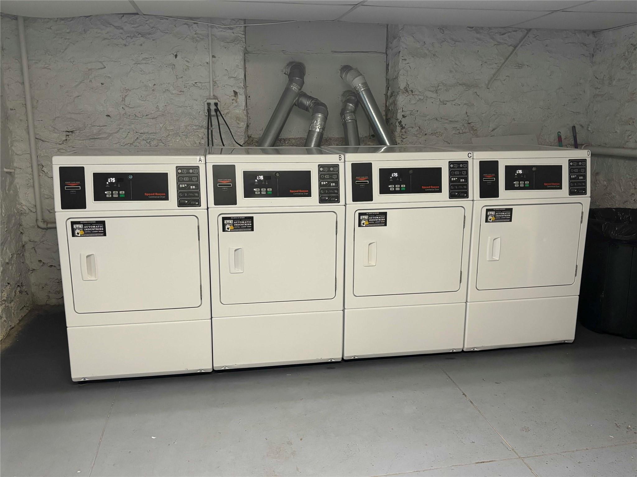 #13 photo, 808 Bronx River, Bronxville , NY 10708