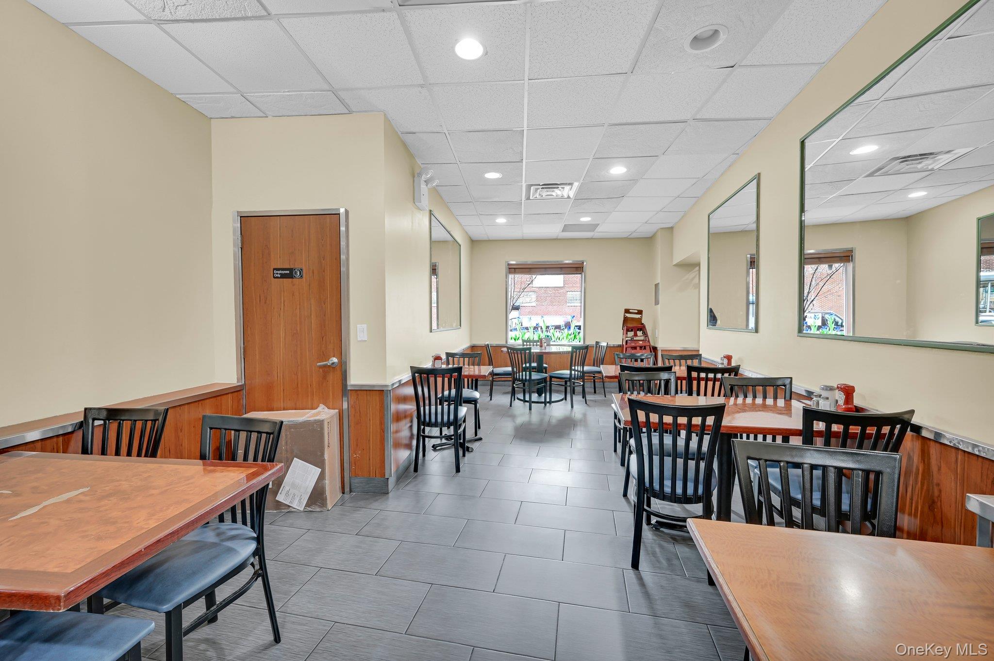 #6 photo, 135 Westchester Square, ブロンクス区 Bronx , NY 10461