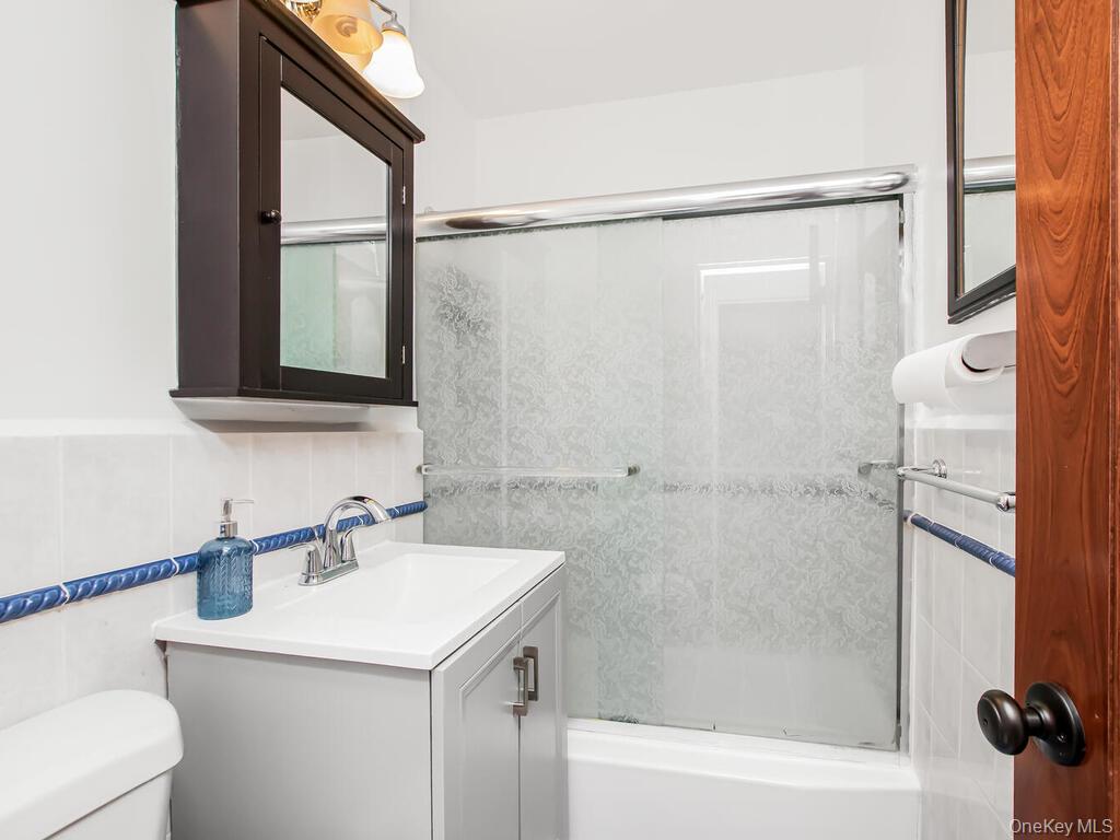 #9 photo, 5800 Arlington Avenue, ブロンクス区 Bronx , NY 10463