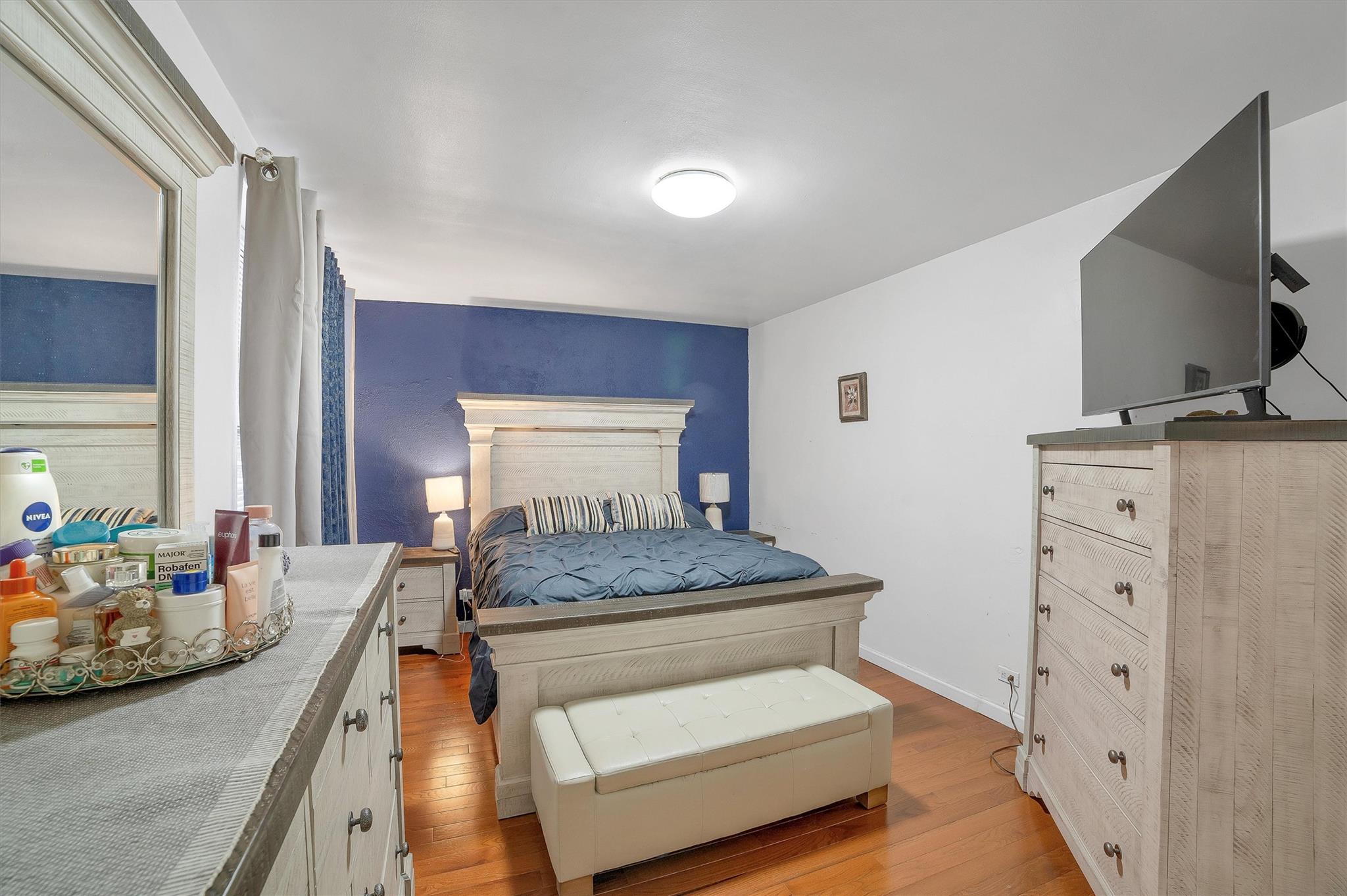 #13 photo, 2750 Olinville Avenue, ブロンクス区 Bronx , NY 10467