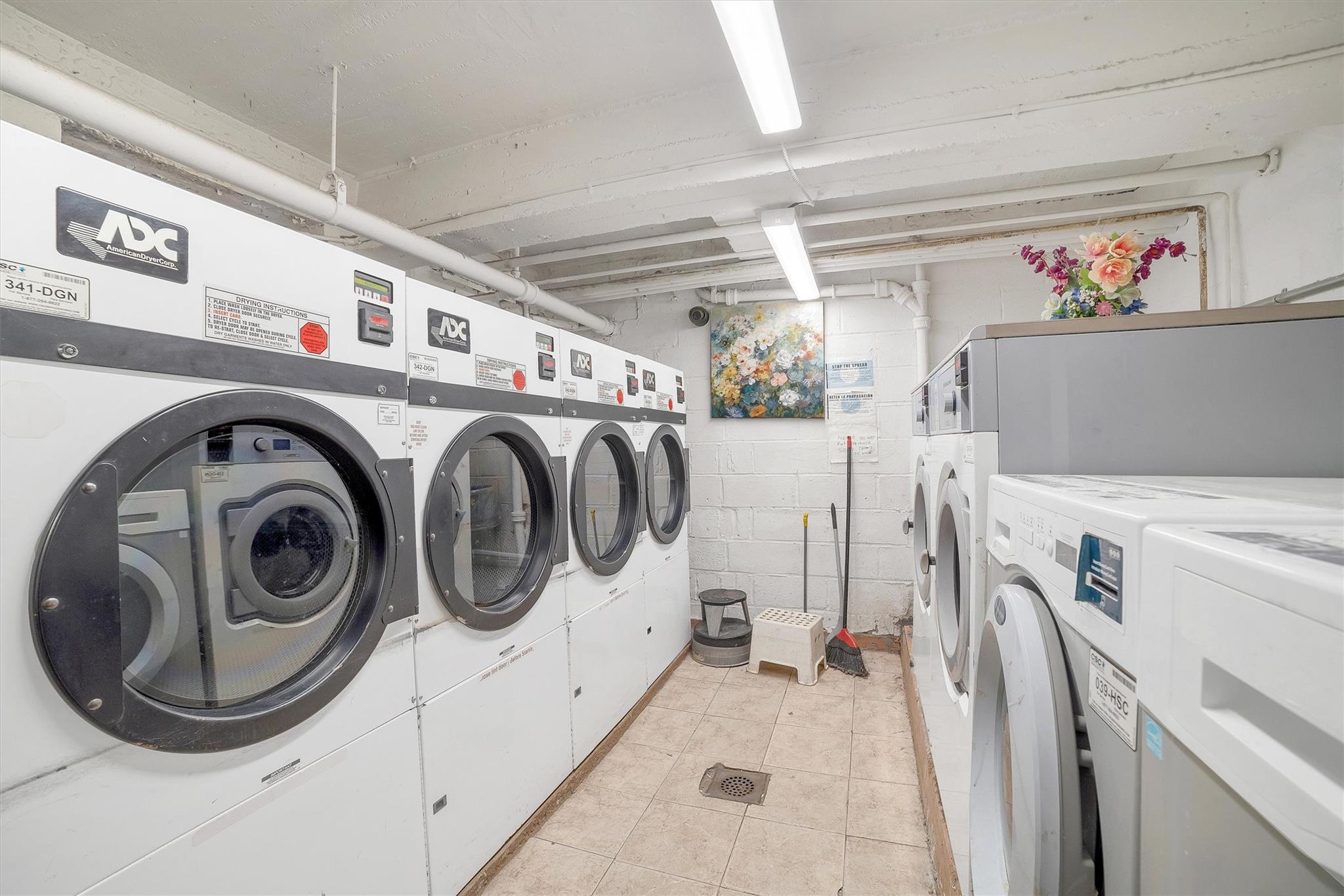 #17 photo, 2750 Olinville Avenue, ブロンクス区 Bronx , NY 10467