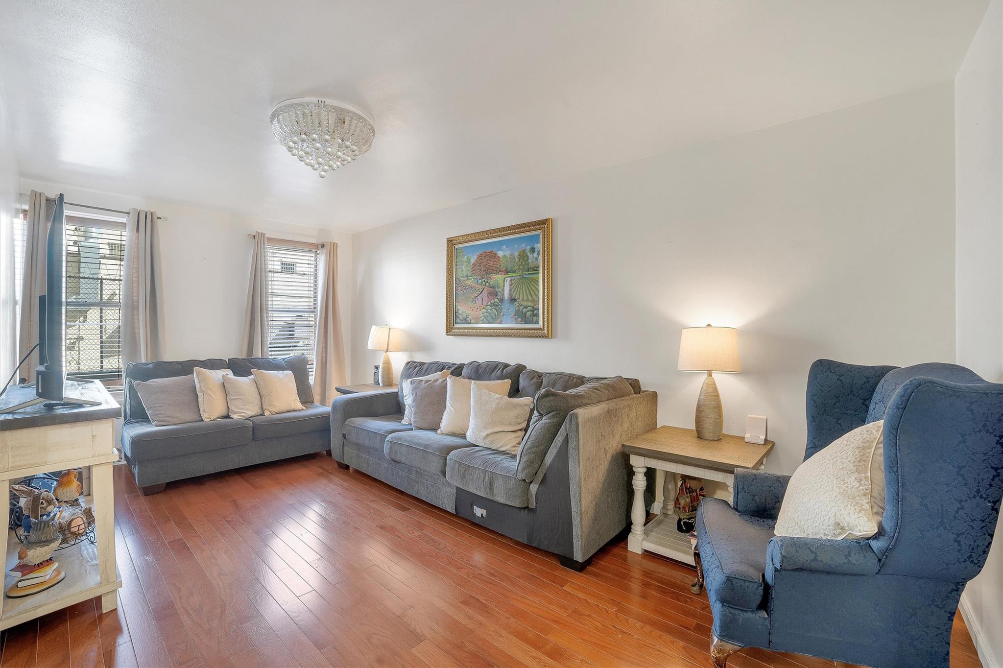 #5 photo, 2750 Olinville Avenue, ブロンクス区 Bronx , NY 10467