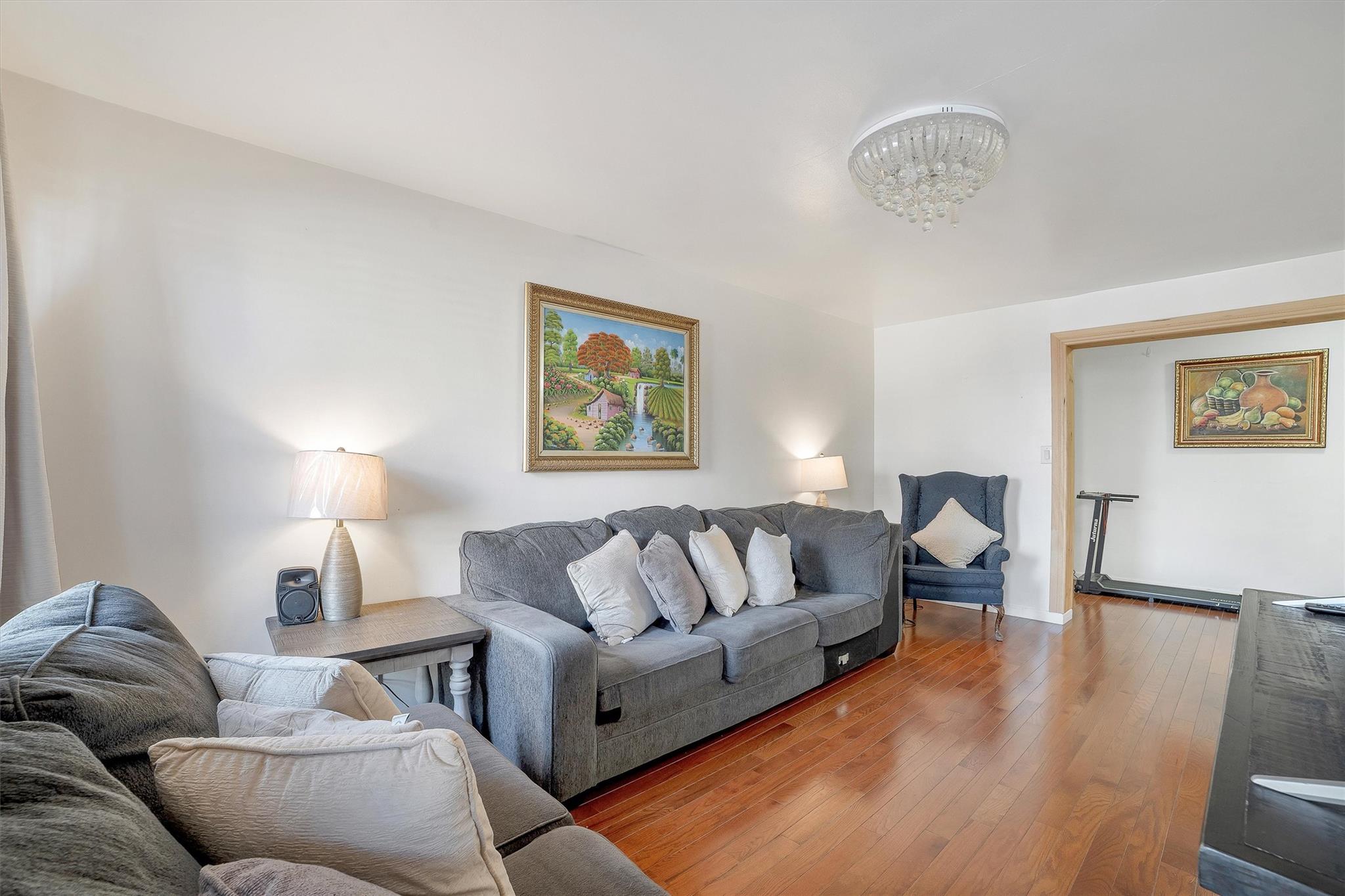 #6 photo, 2750 Olinville Avenue, ブロンクス区 Bronx , NY 10467