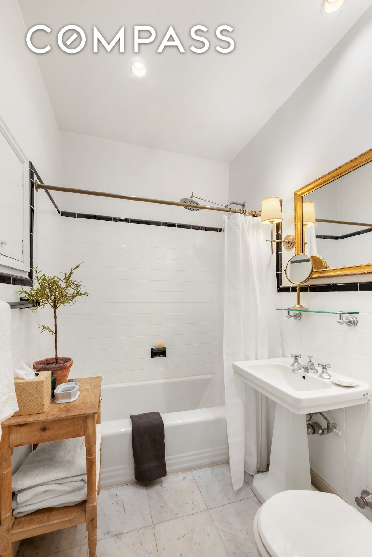 #12 photo, 64 E 80th Street, マンハッタン Upper East Side , NY 10075